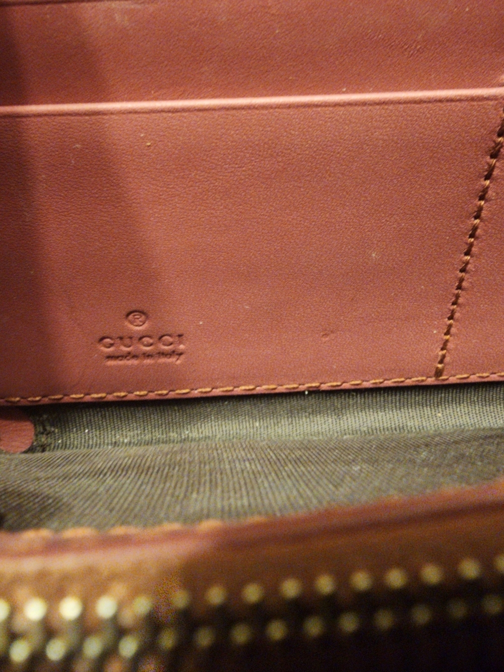 Gucci GG Supreme Blooms zip-around wristlet wallet featuring the signature mono - Picture 11 of 16
